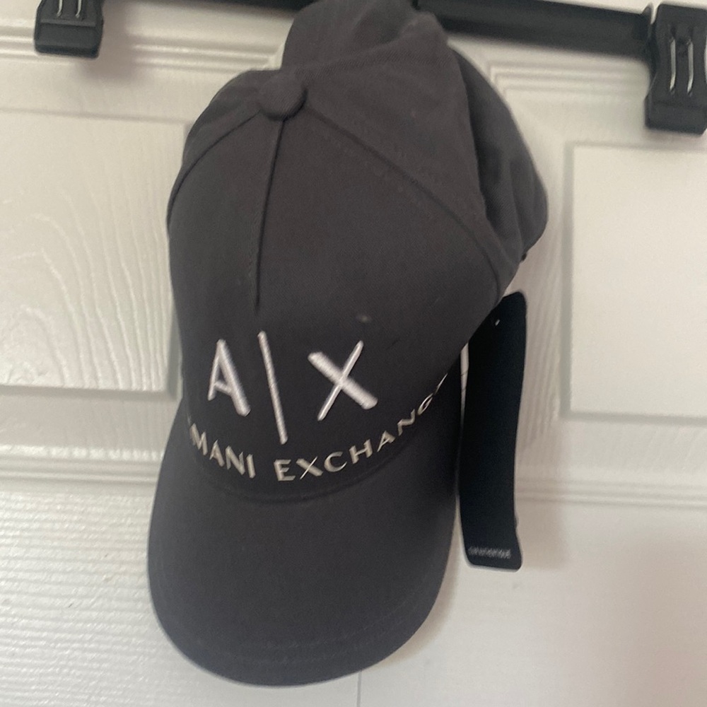 Armani exchange hat (price is firm) brand new with tags
